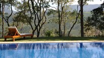 Jak si díky bazénu udělat ze zahrady luxusní resort – II. díl